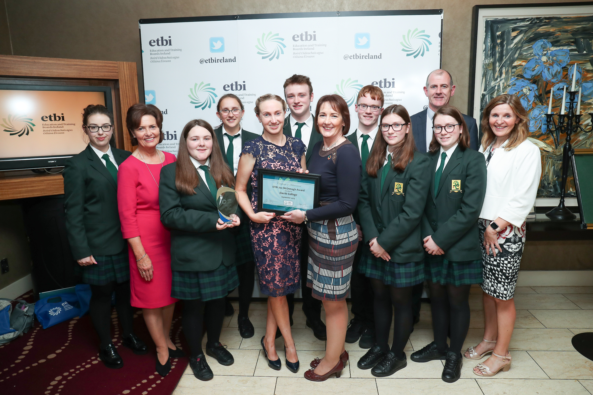 Pictured Front Row (Left to right) Caoimhe Halligan; Ms. Bernie Rowland, Principal, Davitt College; Clodagh Cahill-Gilligan; Ms. Fiona O’Connor, Teacher, Davitt College; Fiona Minish, Emer Minish; Ms. Mary Madden, Director of Schools, MSLETB
Back Row (Left to Right) Kolette Kucinskas; Ryan Mulligan; Dylan Loftus; Mr. Tom Grady, Chief Executive, MSLETB

