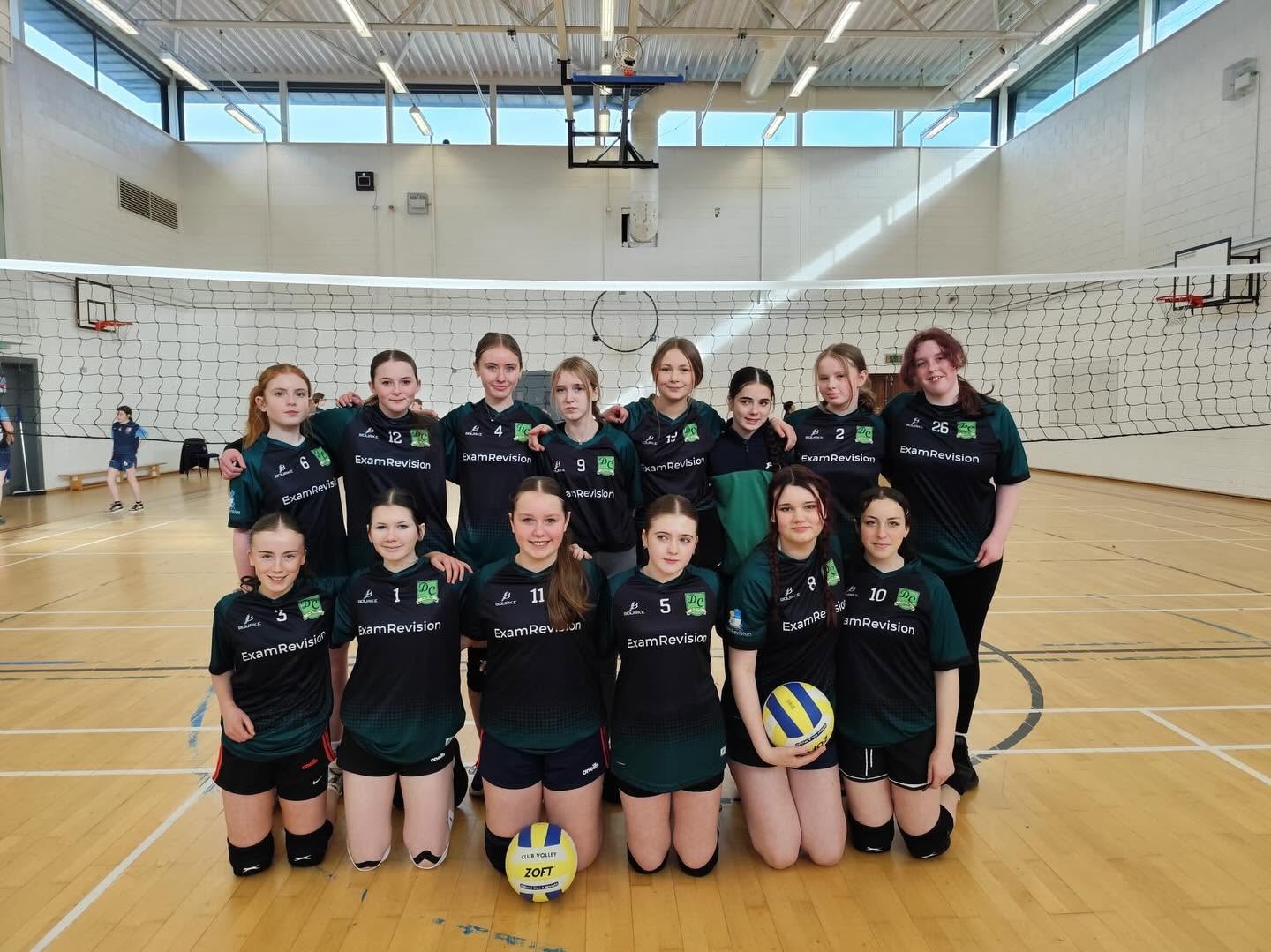 Junior Girls Excel in Thrilling Home Volleyball Blitz